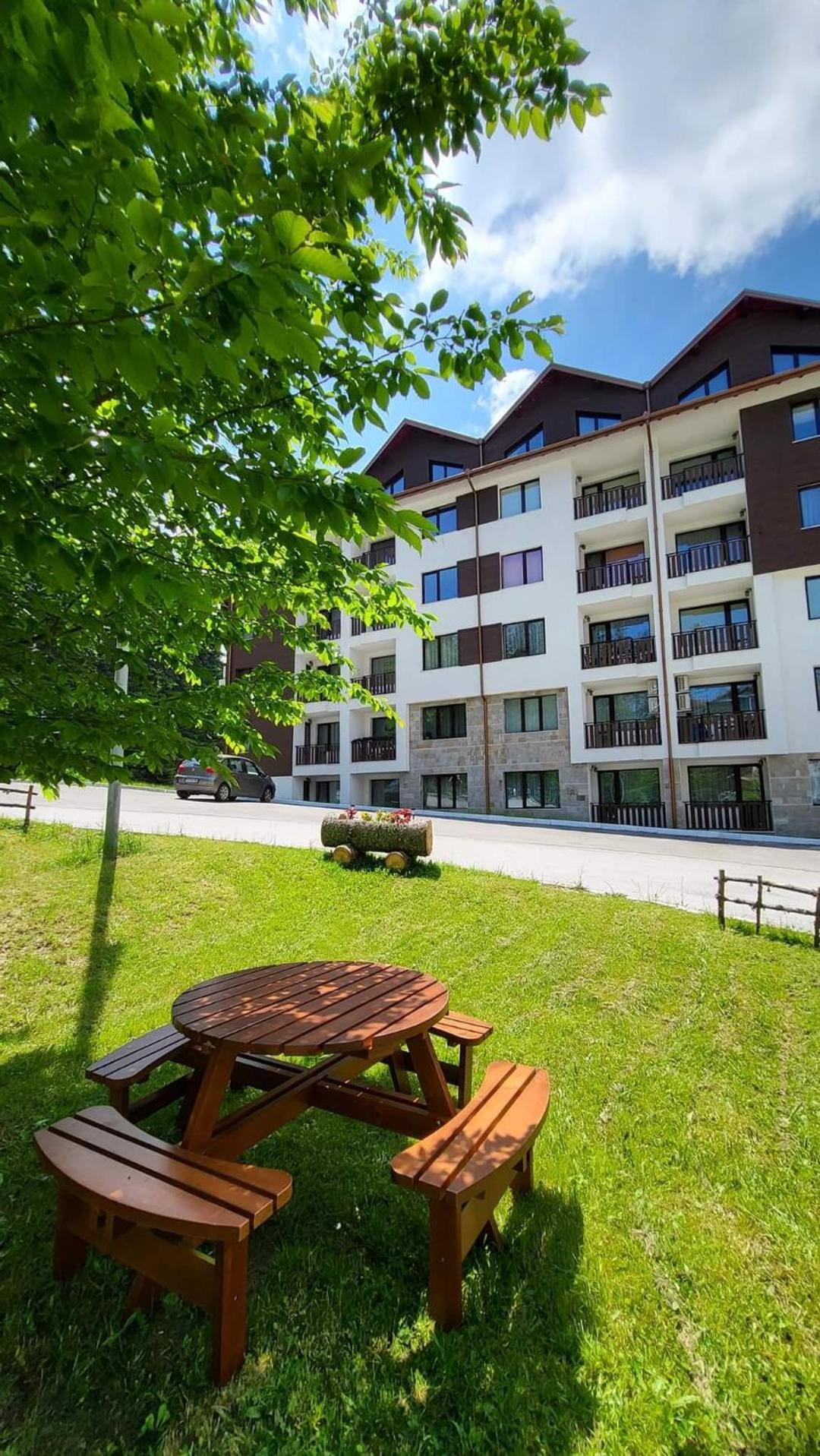 Mountain Peak Apartment 波罗维茨 外观 照片